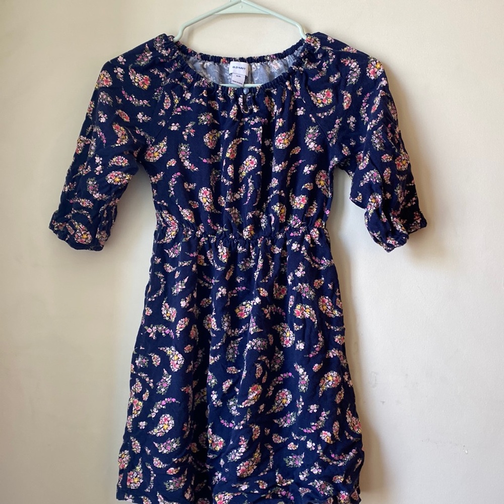 Flowered 3/4 sleeve Girls Dress
